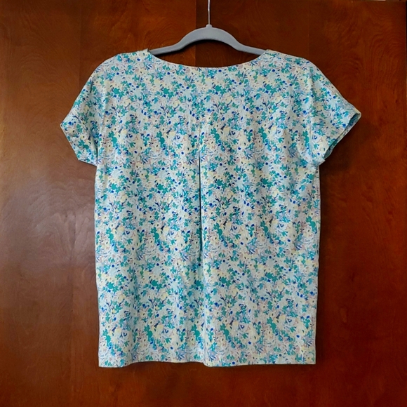 j. jill floral print pleat-back tee, size S - Picture 3 of 3